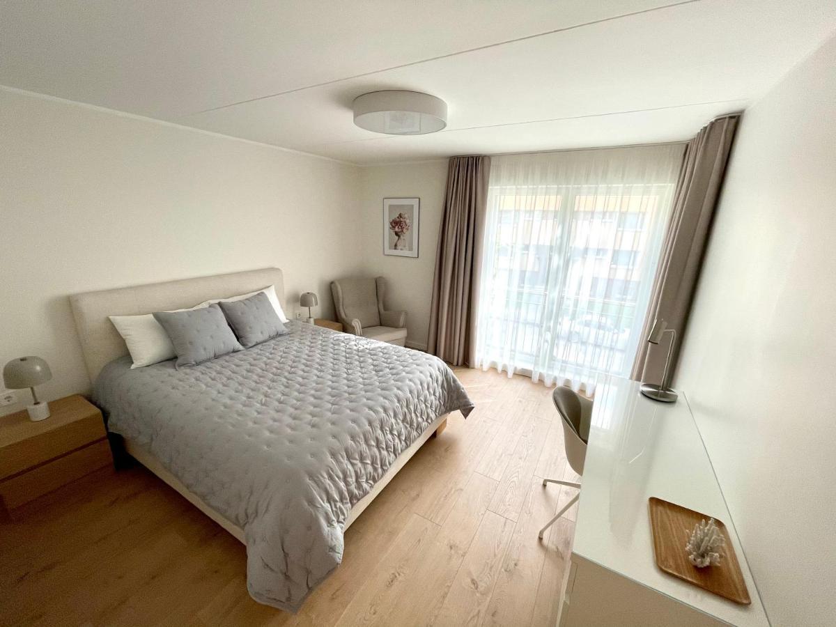 Modern City Center Apartment Tallinn Bagian luar foto